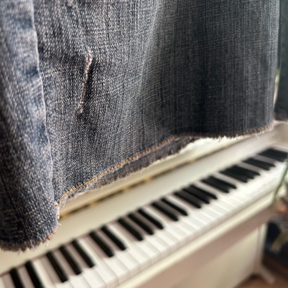 Volcom Blue Jean Shorts with Distressed Hem size 1 - Picture 12 of 16